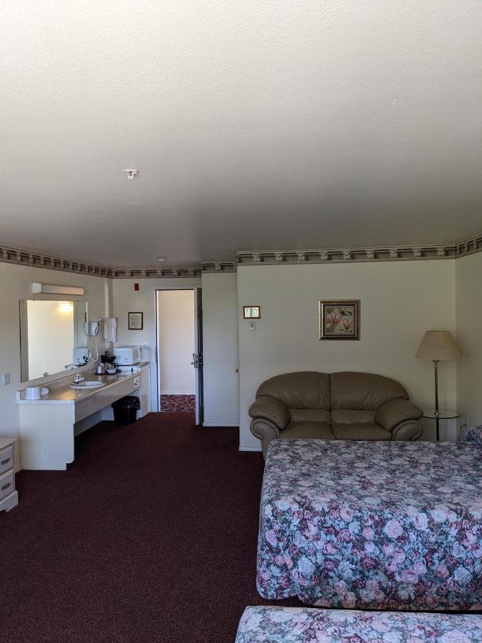 Lighthouse Inn Crescent City Exterior foto