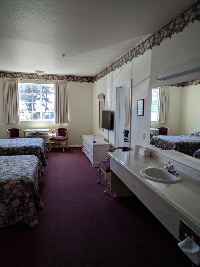 Lighthouse Inn Crescent City Exterior foto